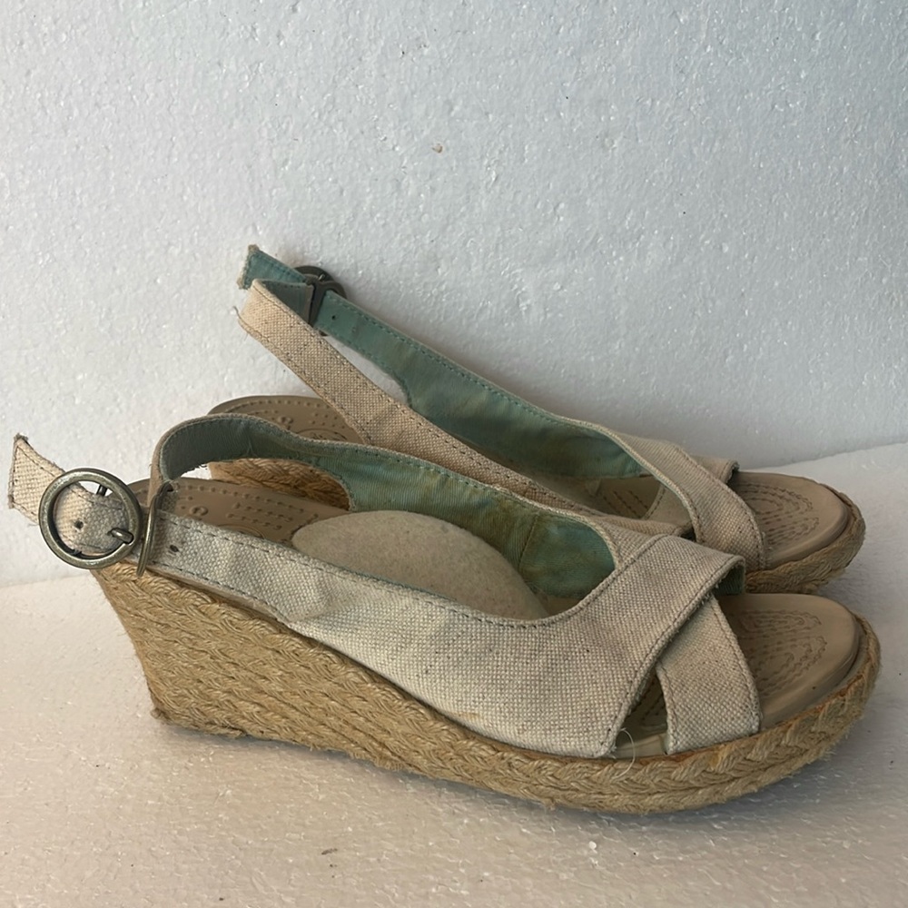 Crocs A-Leigh wedge sandals cream canvas strappy sling back espadrilles womens 7
